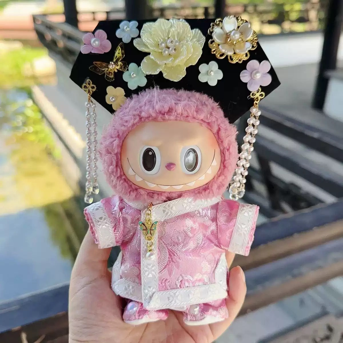 Handmade Manchu-style Outfit Set - Embroidered Qipao & Floral Headdress for 17cm Dolls