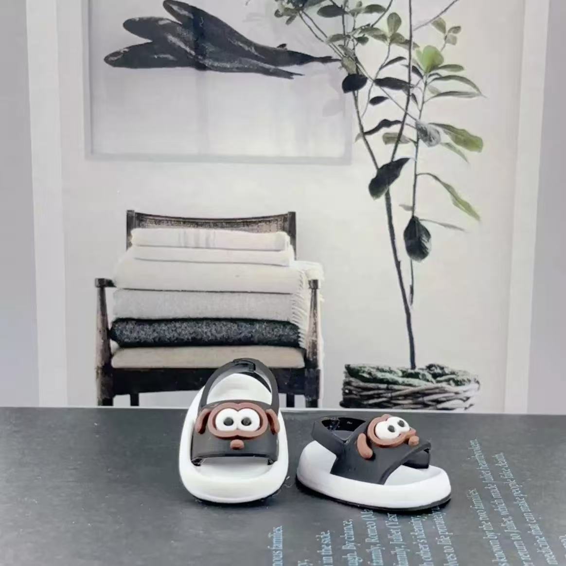 Mini Shark Sandals for 17cm Dolls - 7 Color Options (Doll Not Included)