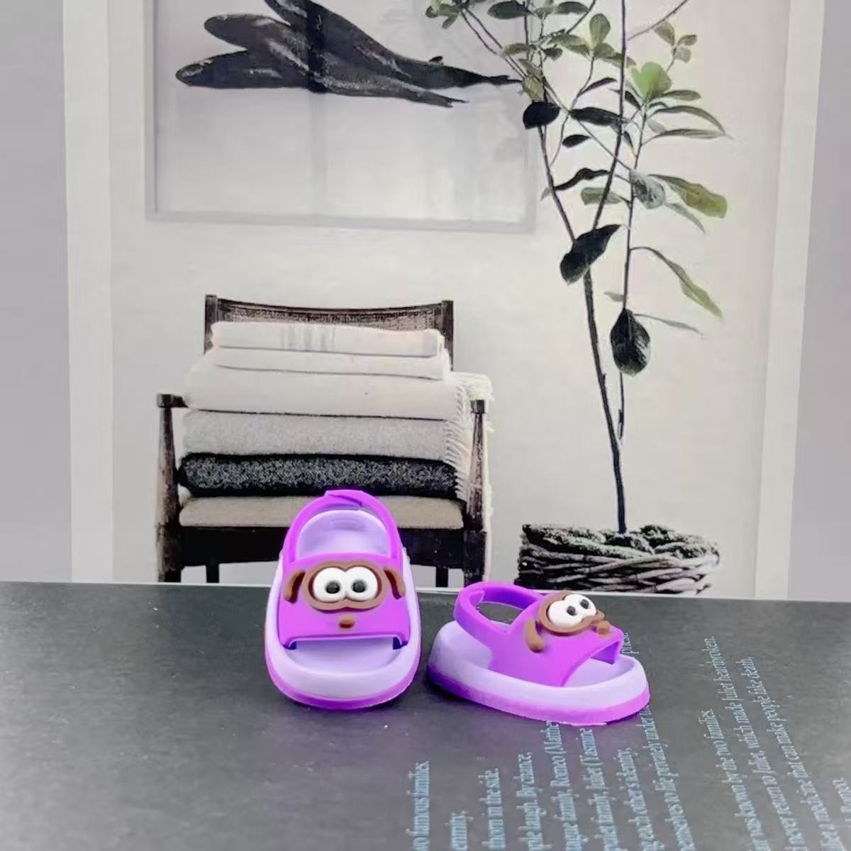 Mini Shark Sandals for 17cm Dolls - 7 Color Options (Doll Not Included)