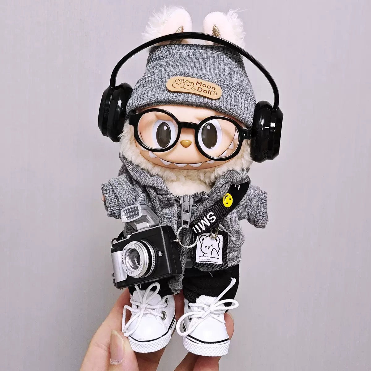 Handmade Gray Urban Outfit Set - Hoodie, Pants & Accessories for 17cm Dolls